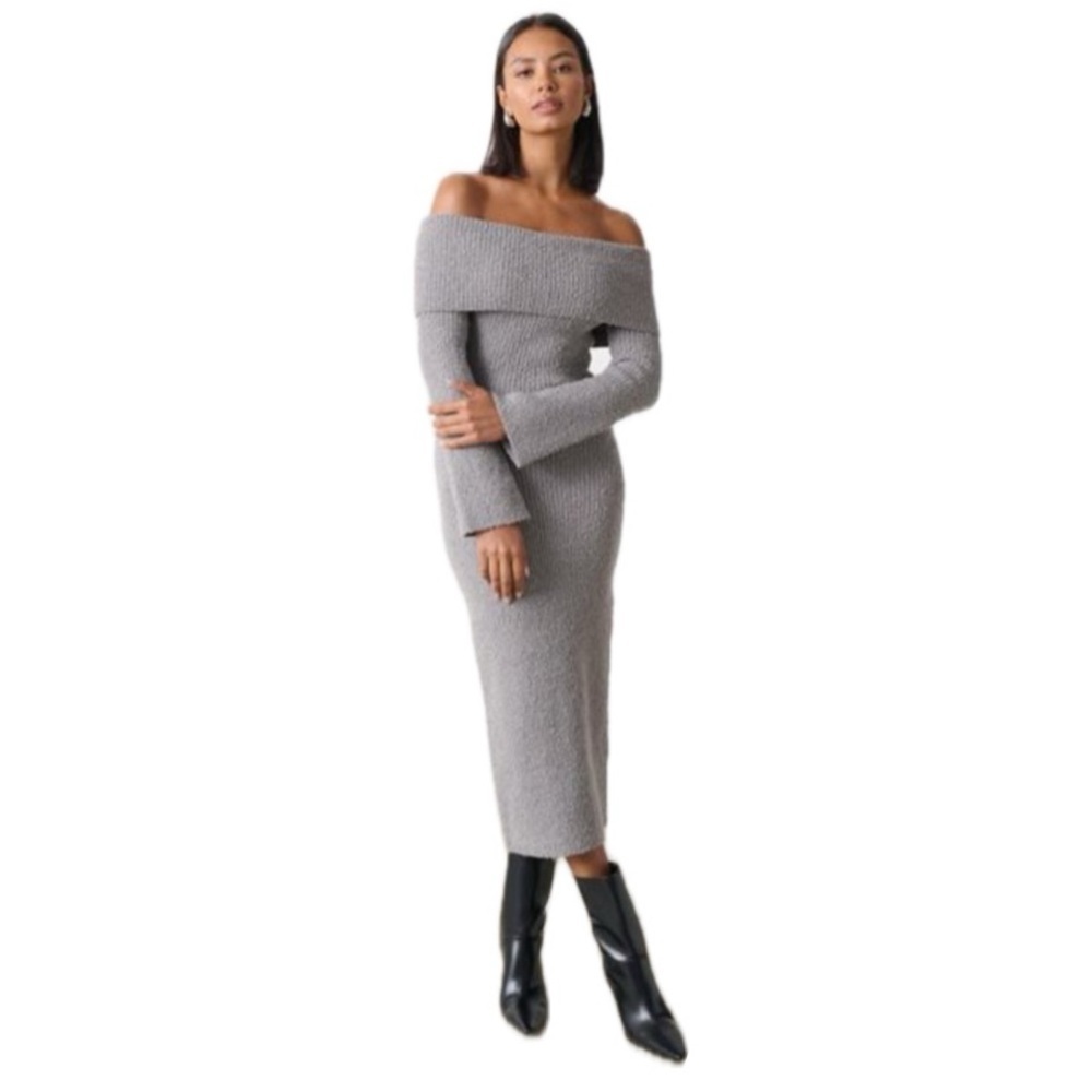 Elegant Gray Off-Shoulder Maxi Dress Minimalist 90s Style Evening